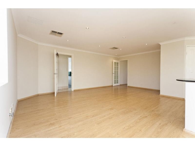 73 Froudist Circle, Southern River WA 6110