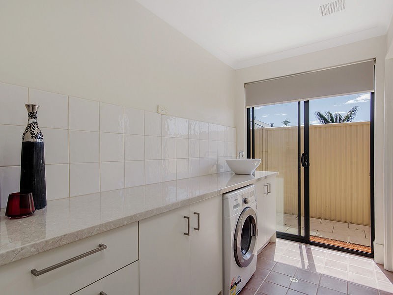 23 Baycliff Turn, Waikiki WA 6169