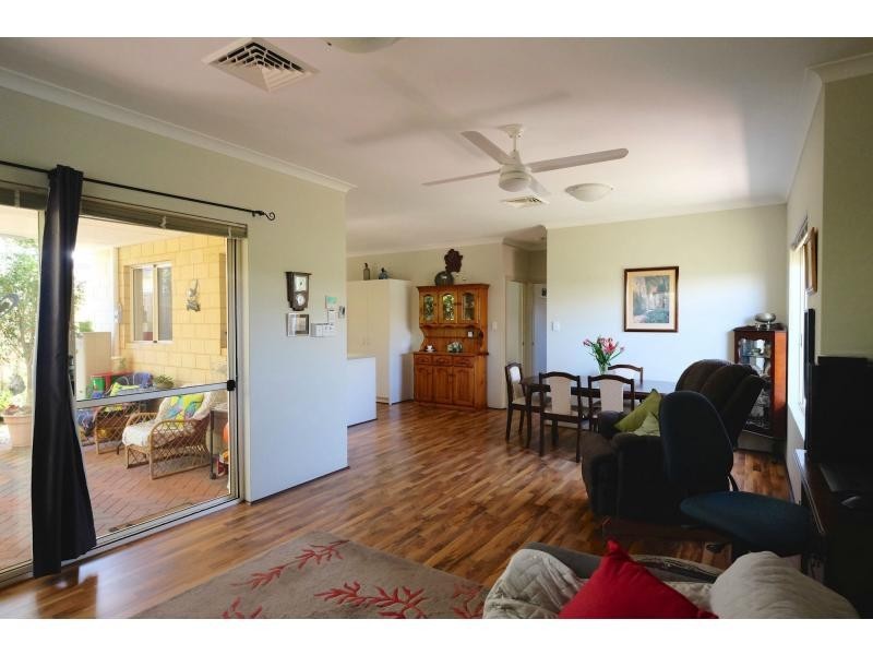 13 Lendich Pass, Maddington WA 6109