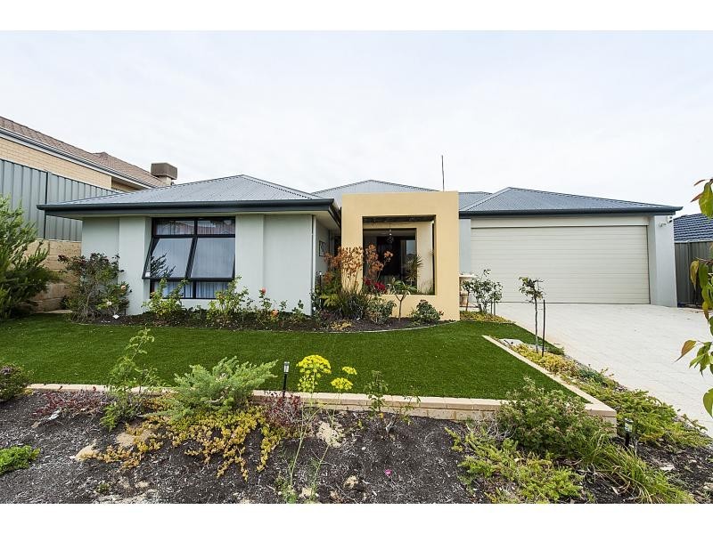 5 Shaftesbury Way, Wellard WA 6170