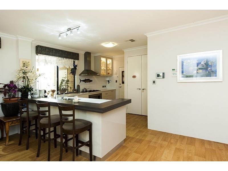 5 Shaftesbury Way, Wellard WA 6170