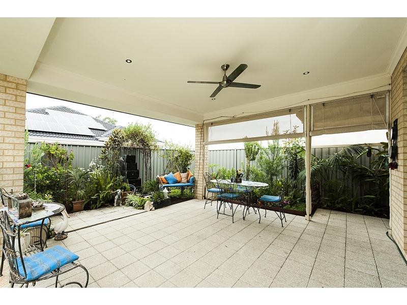 5 Shaftesbury Way, Wellard WA 6170