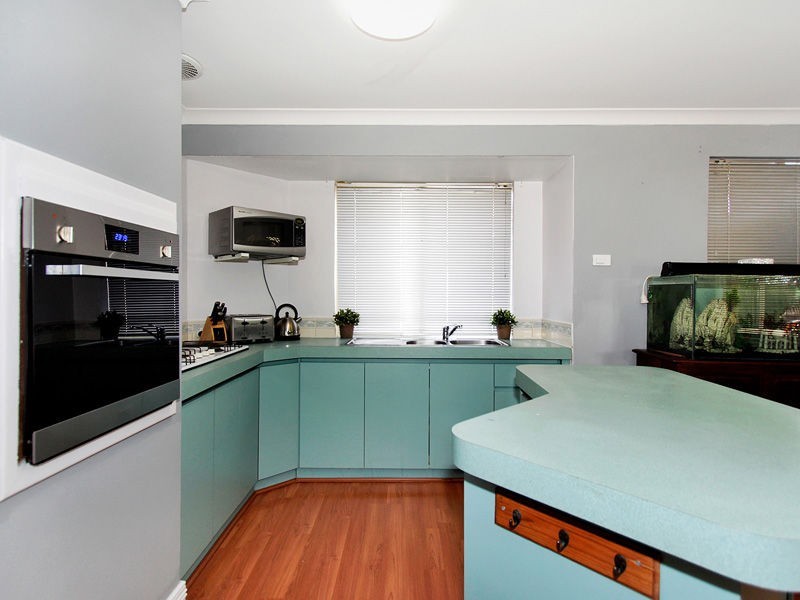 2 Simmental Vale, Stratton WA 6056