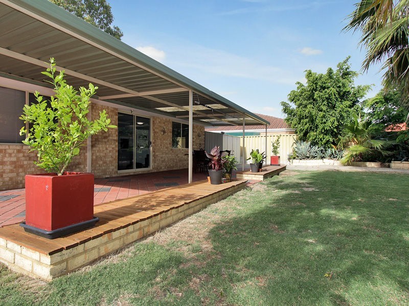 2 Simmental Vale, Stratton WA 6056