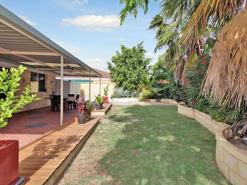 2 Simmental Vale, Stratton WA 6056