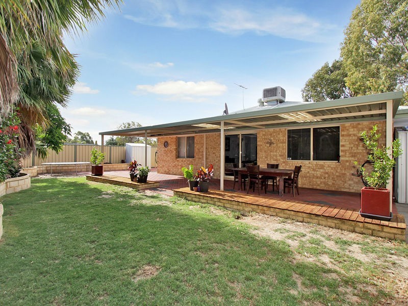 2 Simmental Vale, Stratton WA 6056