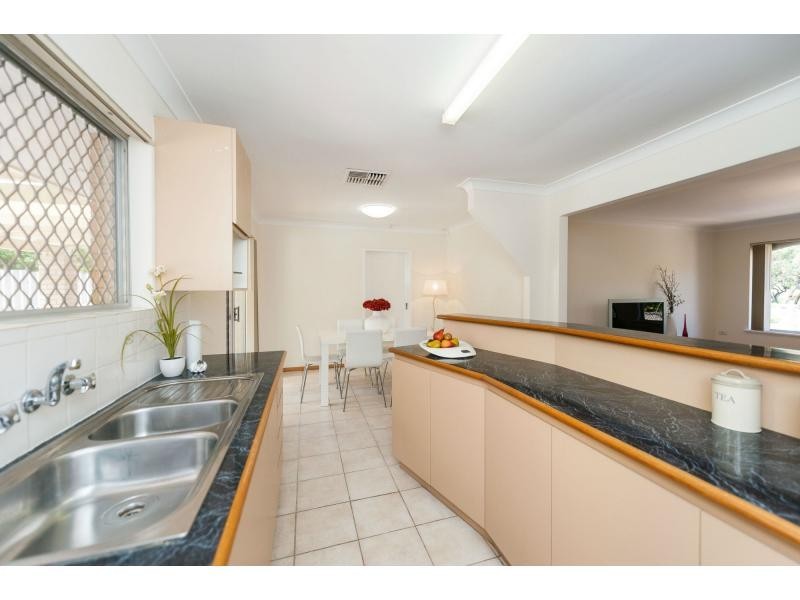 8 Rodgers Street, Greenwood WA 6024