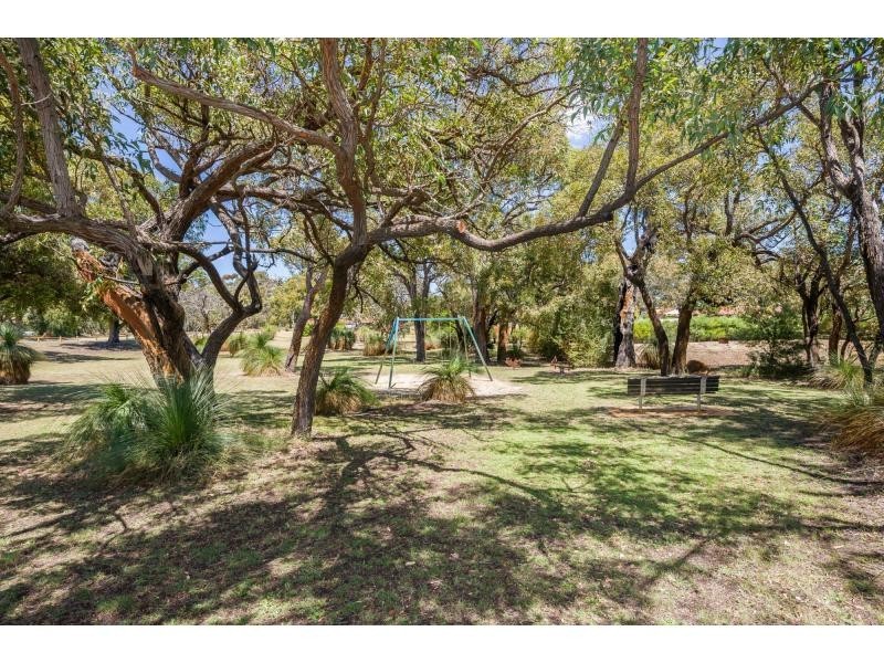 8 Rodgers Street, Greenwood WA 6024