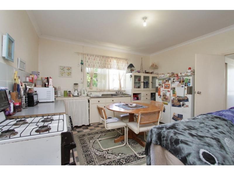 36 Service Street, Mandurah WA 6210