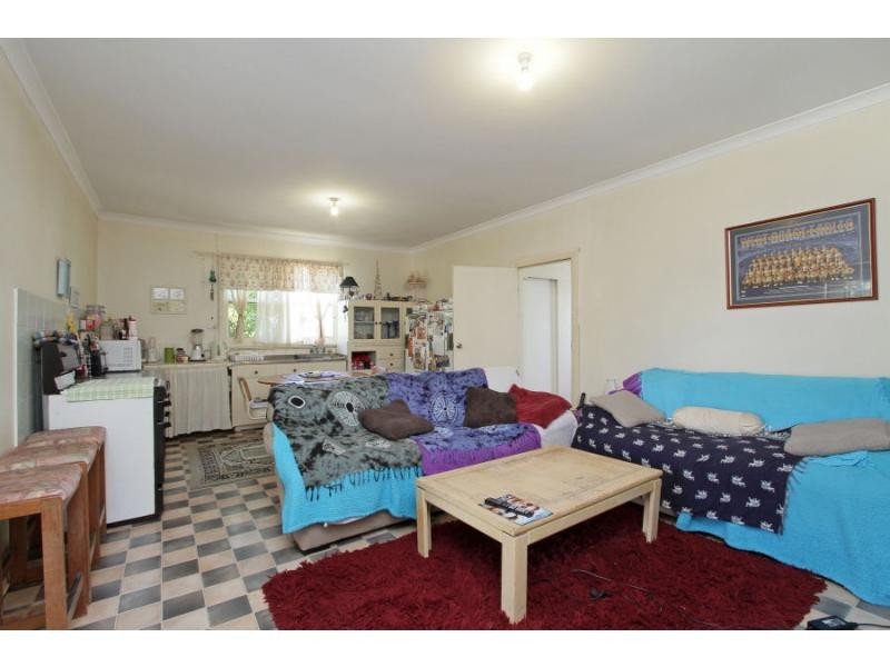 36 Service Street, Mandurah WA 6210