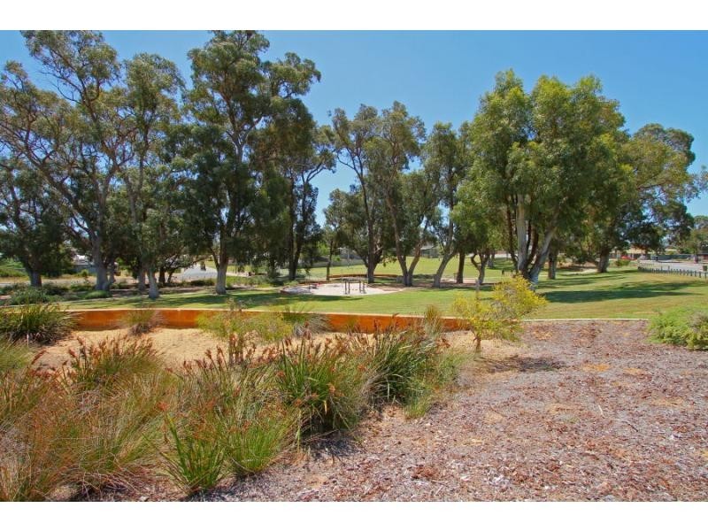 36 Service Street, Mandurah WA 6210