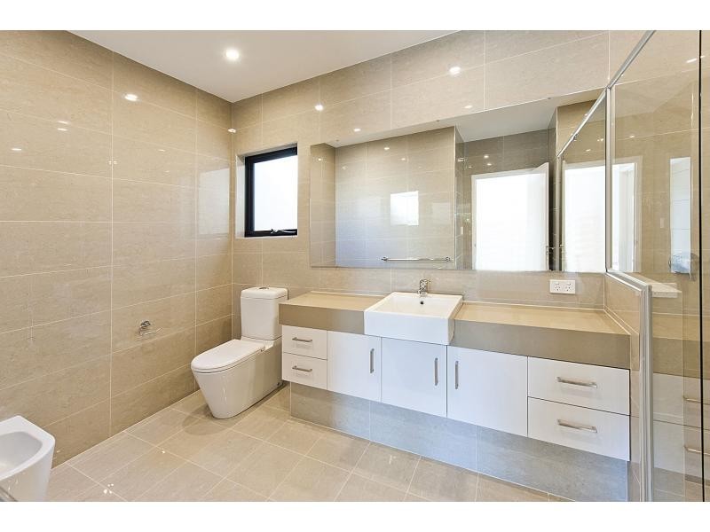 16 Devonshire Turn, Rockingham WA 6168