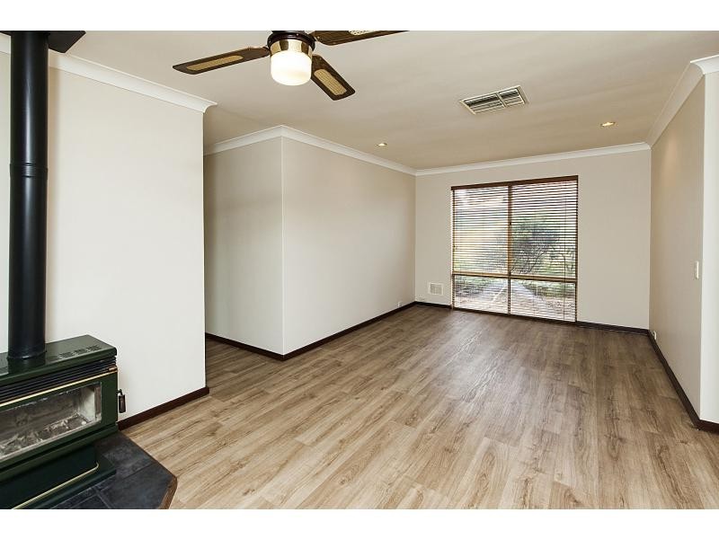 6 Nowranie Place, Hillman WA 6168