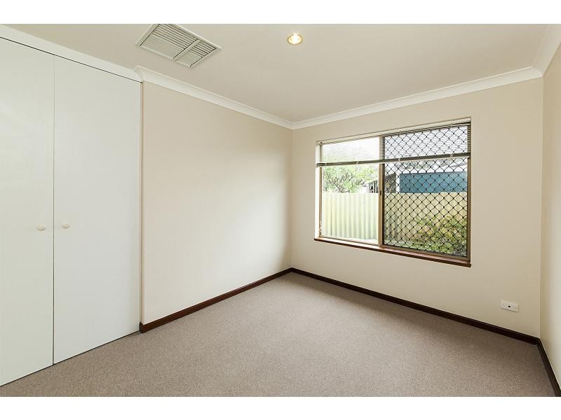 6 Nowranie Place, Hillman WA 6168
