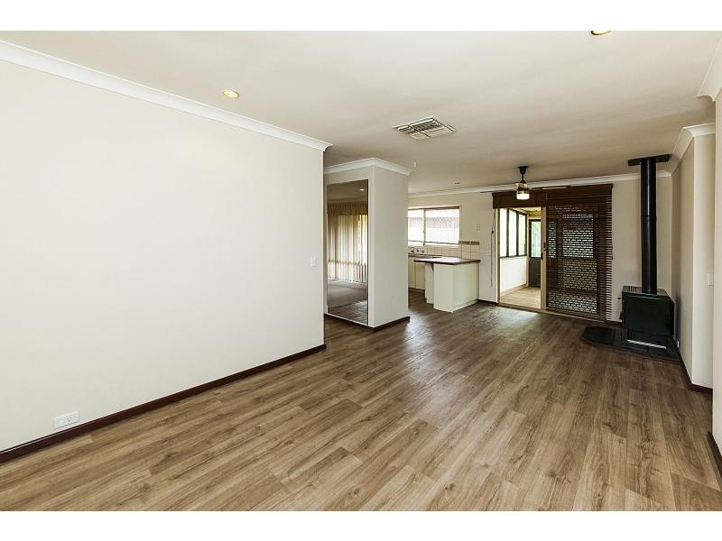 6 Nowranie Place, Hillman WA 6168