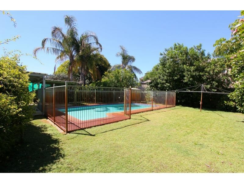 6 Avery Avenue, Dianella WA 6059