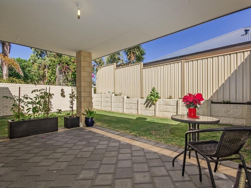 33A Fourth Avenue, Shoalwater WA 6169