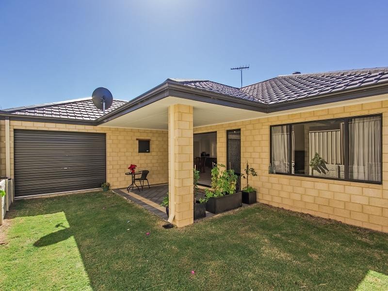 33A Fourth Avenue, Shoalwater WA 6169