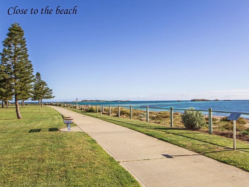 33A Fourth Avenue, Shoalwater WA 6169