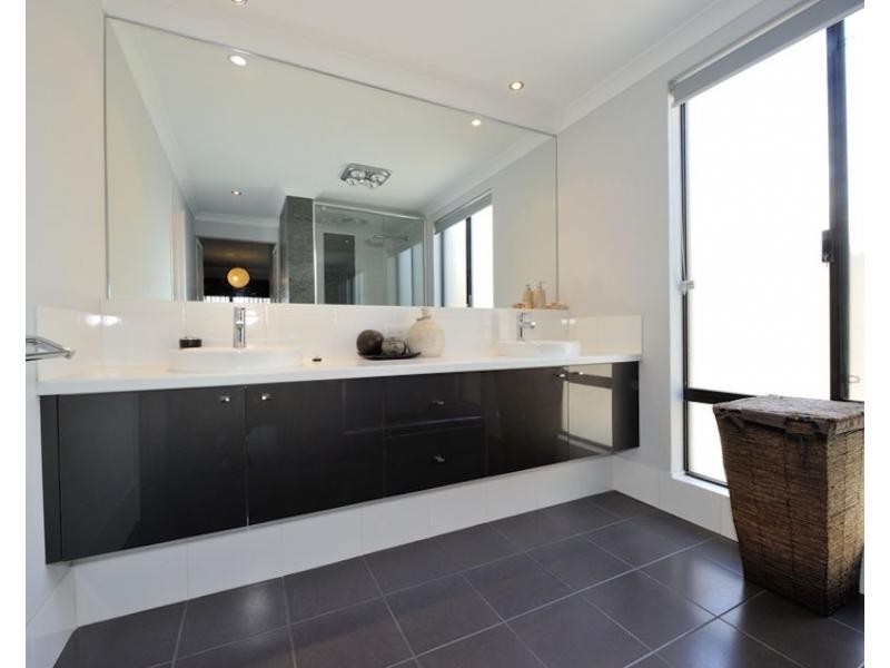 10 Valley Way, Baldivis WA 6171