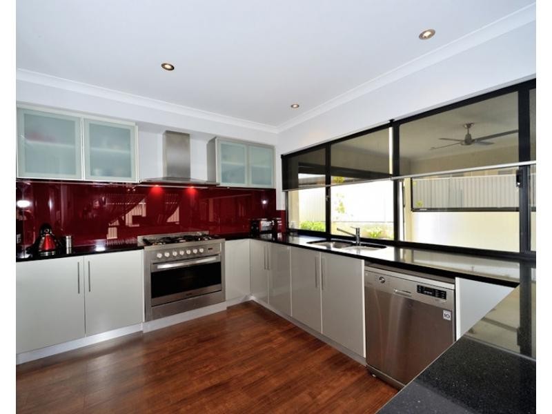 10 Valley Way, Baldivis WA 6171