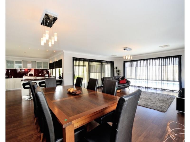 10 Valley Way, Baldivis WA 6171