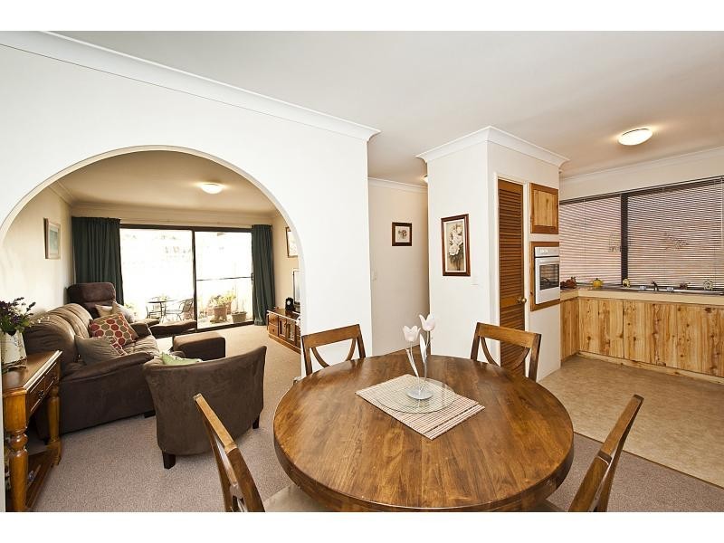 6/82 Kent Street, Rockingham WA 6168