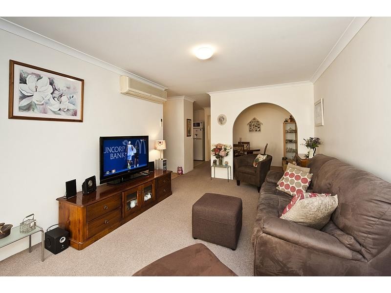 6/82 Kent Street, Rockingham WA 6168