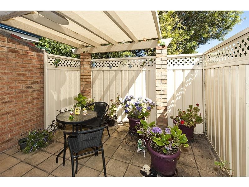 6/82 Kent Street, Rockingham WA 6168