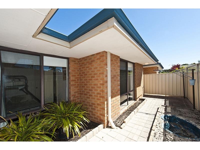 6/82 Kent Street, Rockingham WA 6168