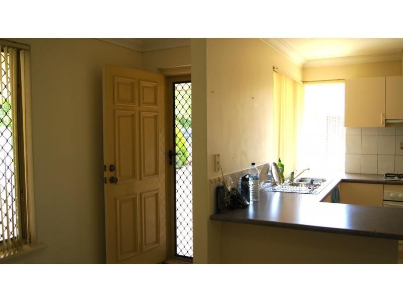 6/28-30 Stockman Way, Cannington WA 6107