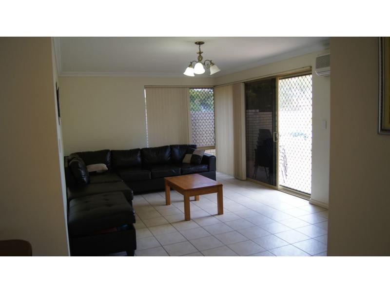 6/28-30 Stockman Way, Cannington WA 6107