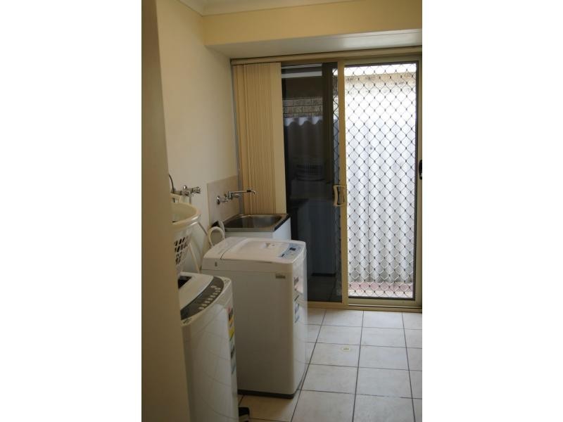 6/28-30 Stockman Way, Cannington WA 6107