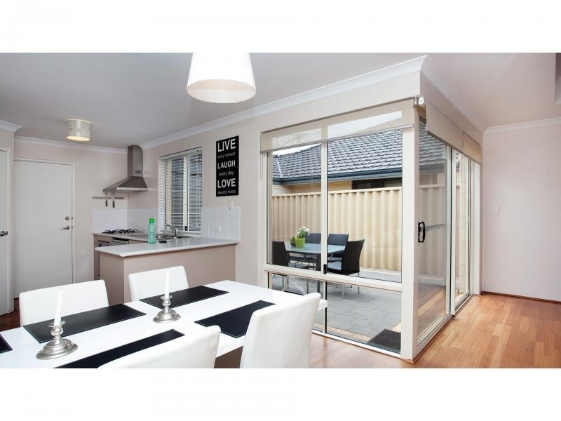 12A Titian Way, Tapping WA 6065