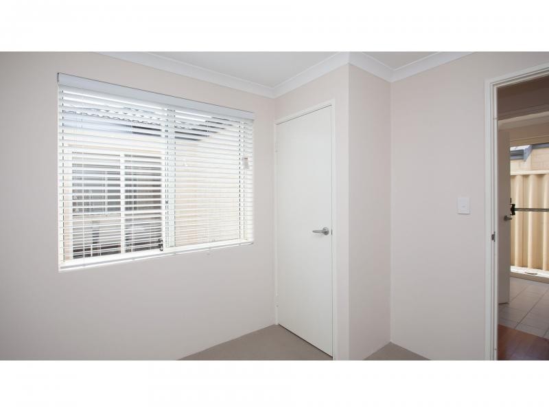 12A Titian Way, Tapping WA 6065