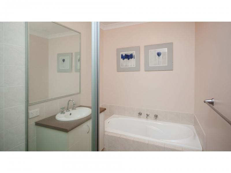 12A Titian Way, Tapping WA 6065