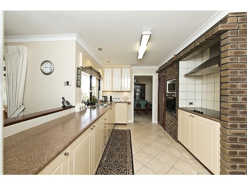 20 Ernest Street, Safety Bay WA 6169