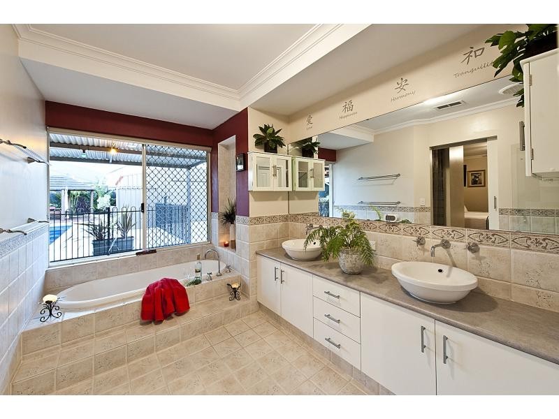 512 Eighty Road, Baldivis WA 6171