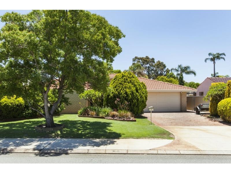 8 Kilkenny Circle, Waterford WA 6152