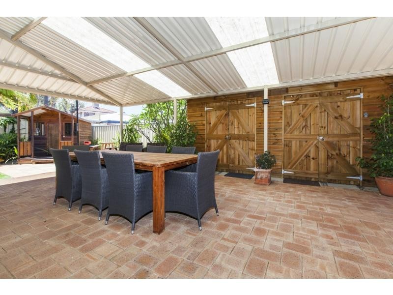 8 Kilkenny Circle, Waterford WA 6152