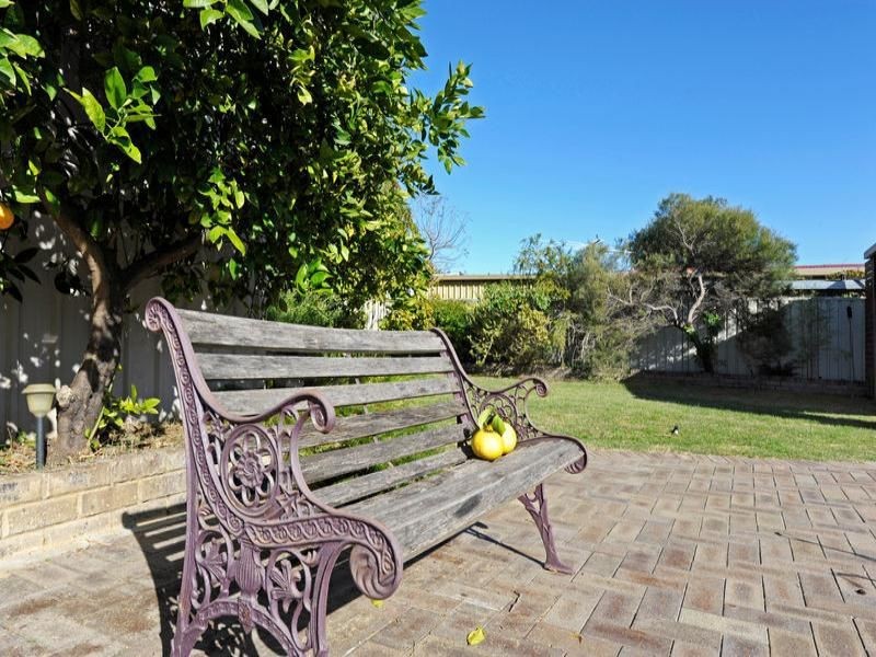 29 Elswick Street, Safety Bay WA 6169