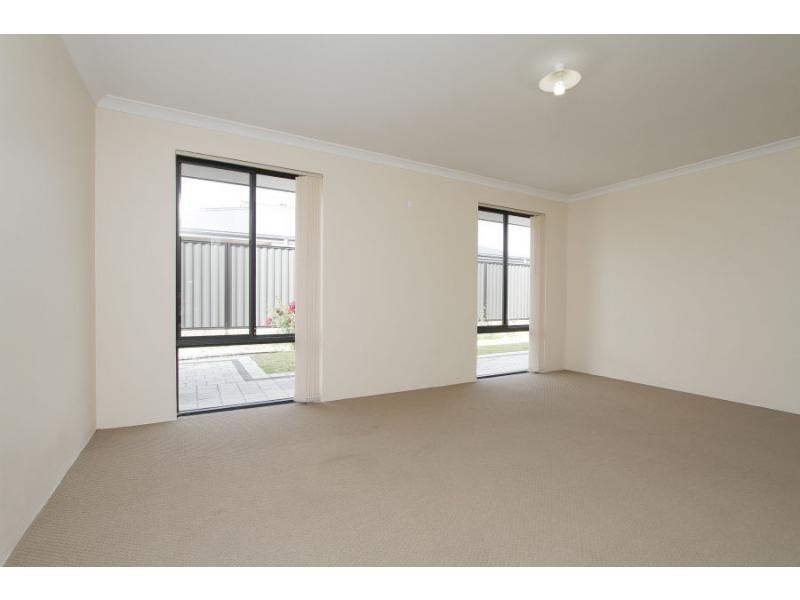 25 Tarradee Circuit, Thornlie WA 6108
