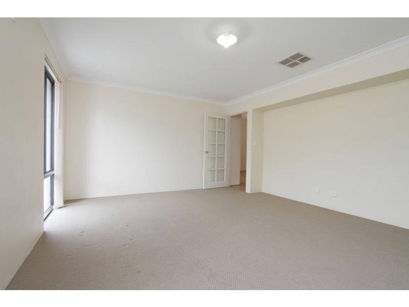 25 Tarradee Circuit, Thornlie WA 6108