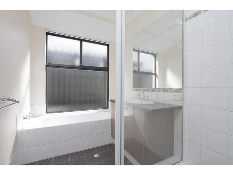 25 Tarradee Circuit, Thornlie WA 6108