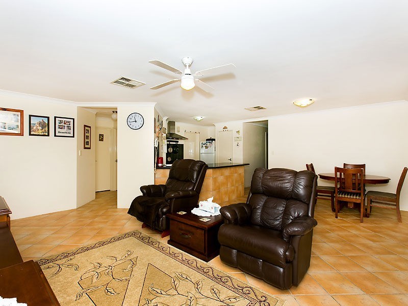 132B Eudoria Street, Gosnells WA 6110