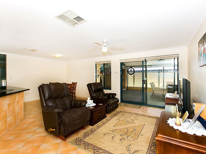 132B Eudoria Street, Gosnells WA 6110