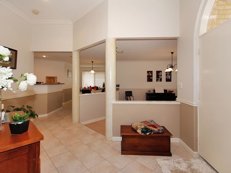 18 The Haven, Canning Vale WA 6155