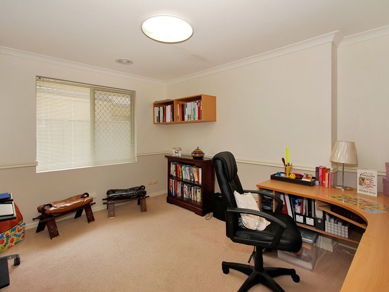 18 The Haven, Canning Vale WA 6155