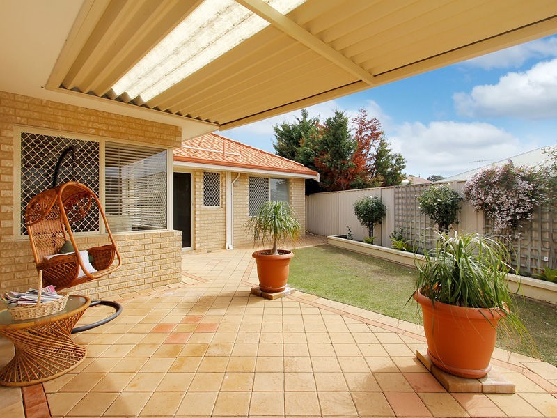 18 The Haven, Canning Vale WA 6155
