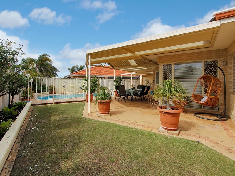 18 The Haven, Canning Vale WA 6155